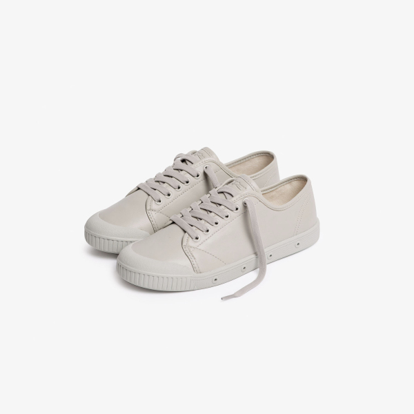 Unisex low top trainer in concrete