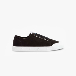 black low top unisex sneakers